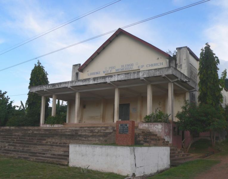 Die Lorenz Wolf Memorial EP Church in Peki / Ghana erinnert an die Anfänge der Mission an diesem Ort
